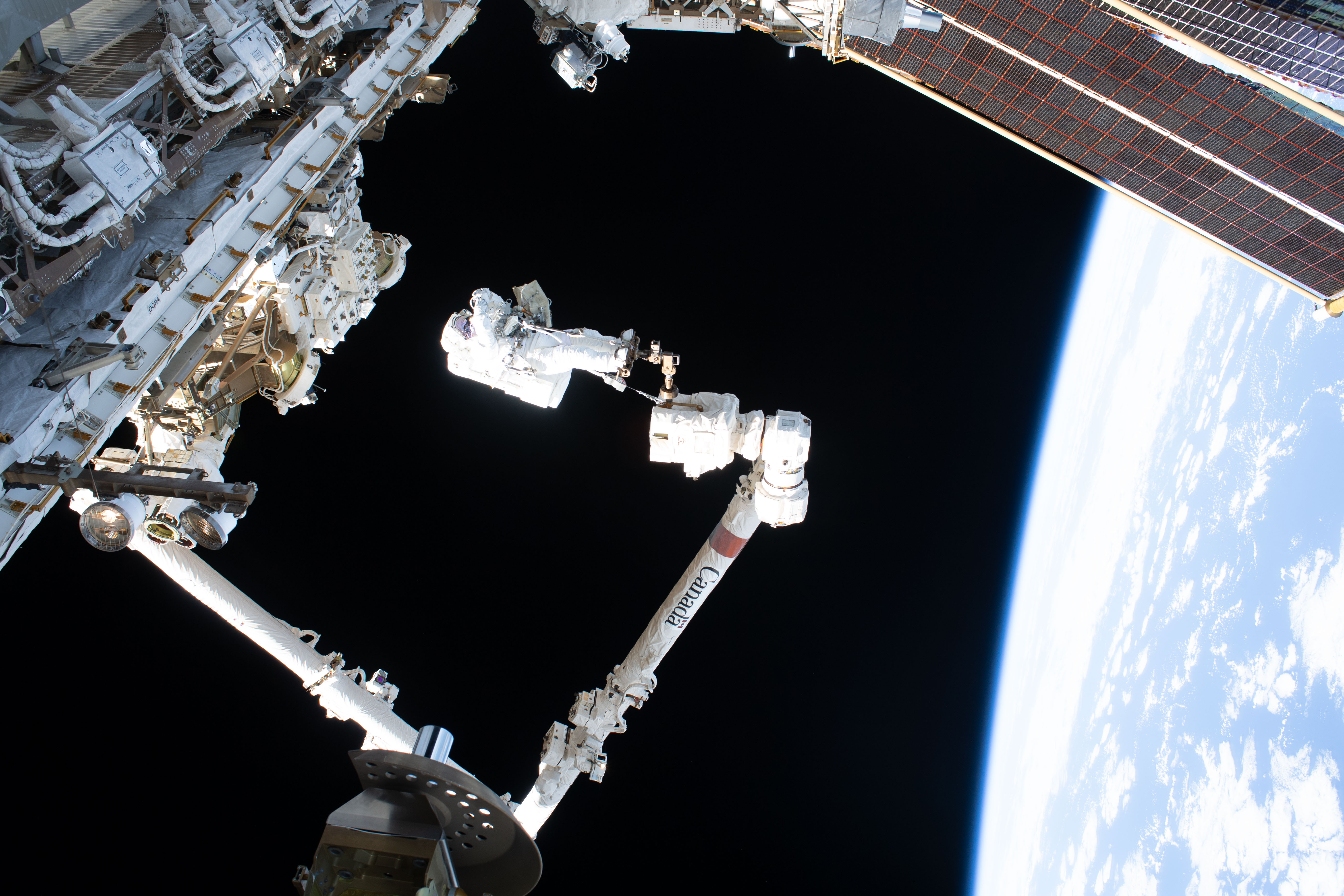 Station Crew Cleans Up, Relaxes After Busy Month of Spacewalks